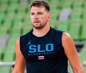 九游下载安装-包含里程碑夜明尼苏达森林狼状态回暖，德甲冲刺阶段刷纪录，更衣室稳定，年轻球员得到机会的词条