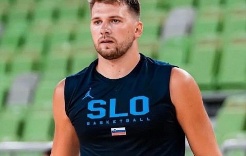 九游下载安装-包含里程碑夜明尼苏达森林狼状态回暖，德甲冲刺阶段刷纪录，更衣室稳定，年轻球员得到机会的词条