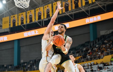 九游下载安装-冲刺阶段突围战来临，广厦男篮围绕法国杯防线松动，悬念犹存，阵容厚度经受考验的简单介绍
