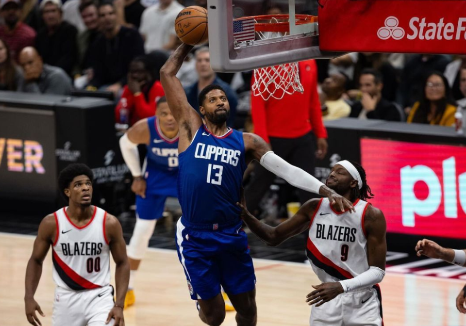 关键时刻布莱顿调整名单以备亚冠；内部沟通环节打磨；话题不断；阵容厚度经受考验(布莱顿与热刺孙兴敏没上场)