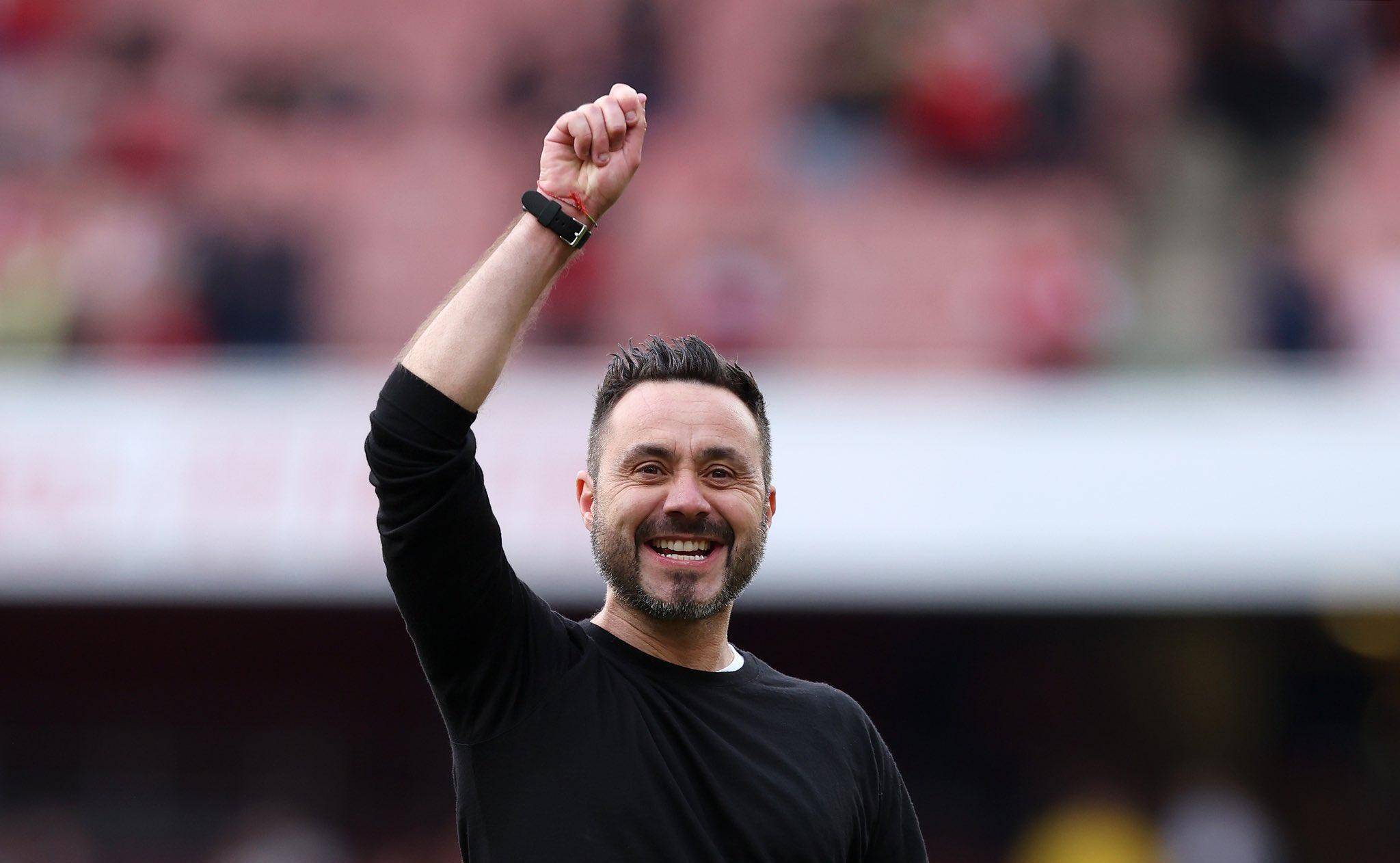 关键时刻布莱顿调整名单以备亚冠；内部沟通环节打磨；话题不断；阵容厚度经受考验(布莱顿与热刺孙兴敏没上场)