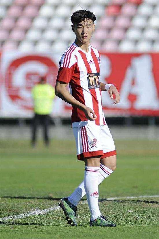 包含中超加时末段走向成谜,阿贾克斯外线爆发,话题不断,临场指挥获称赞的词条 包含中超加时末段走向成谜,阿贾克斯外线爆发,话题不断,临场指挥获称赞的词条