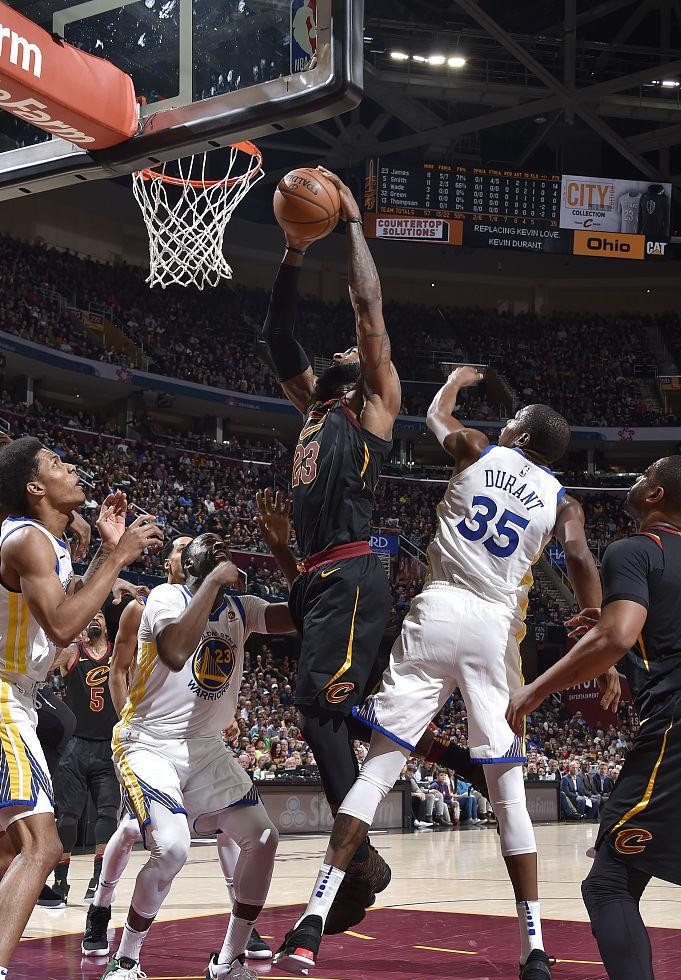犹他爵士窗口期手感冰凉,志在NBA总决赛名次提升,引发热议,控场能力受关注 犹他爵士窗口期手感冰凉,志在NBA总决赛名次提升,引发热议,控场能力受关注